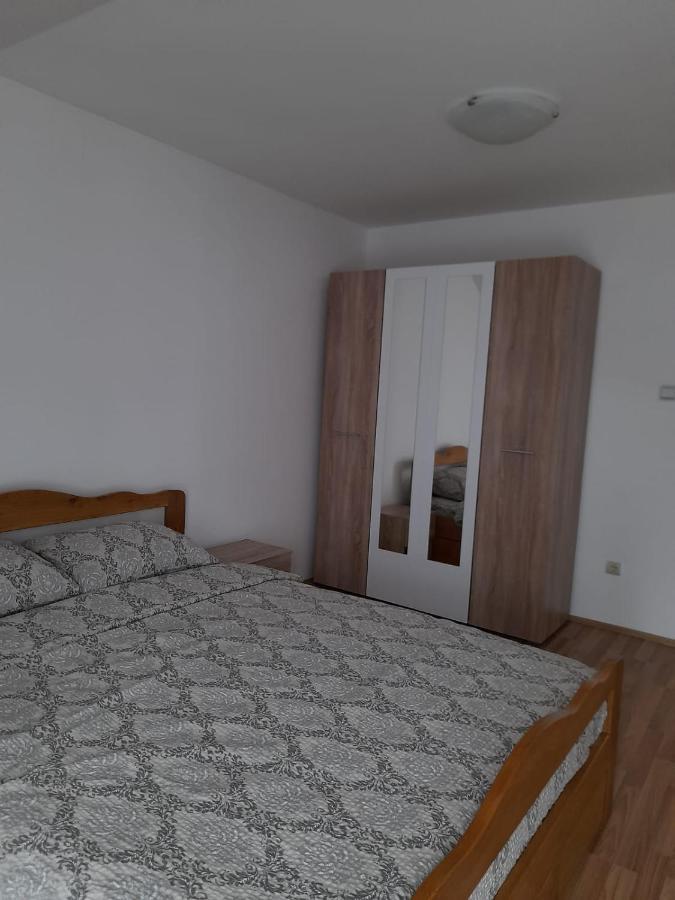 Apartman Giovanni Arandjelovac Bagian luar foto
