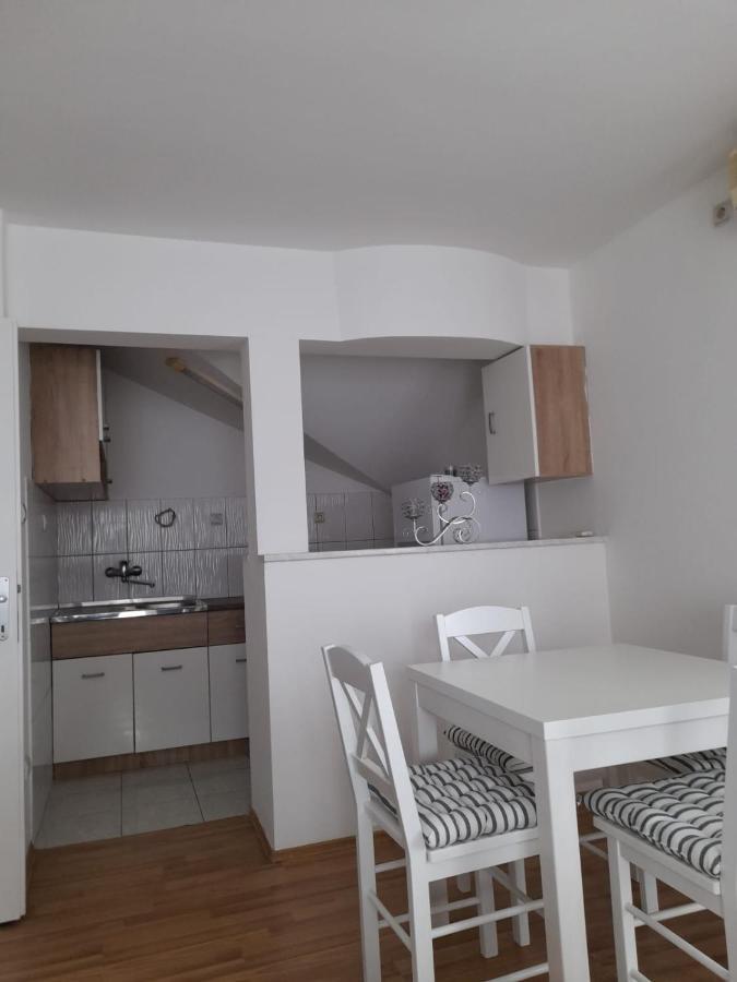 Apartman Giovanni Arandjelovac Bagian luar foto