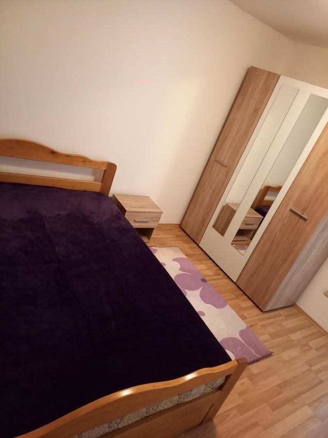 Apartman Giovanni Arandjelovac Bagian luar foto